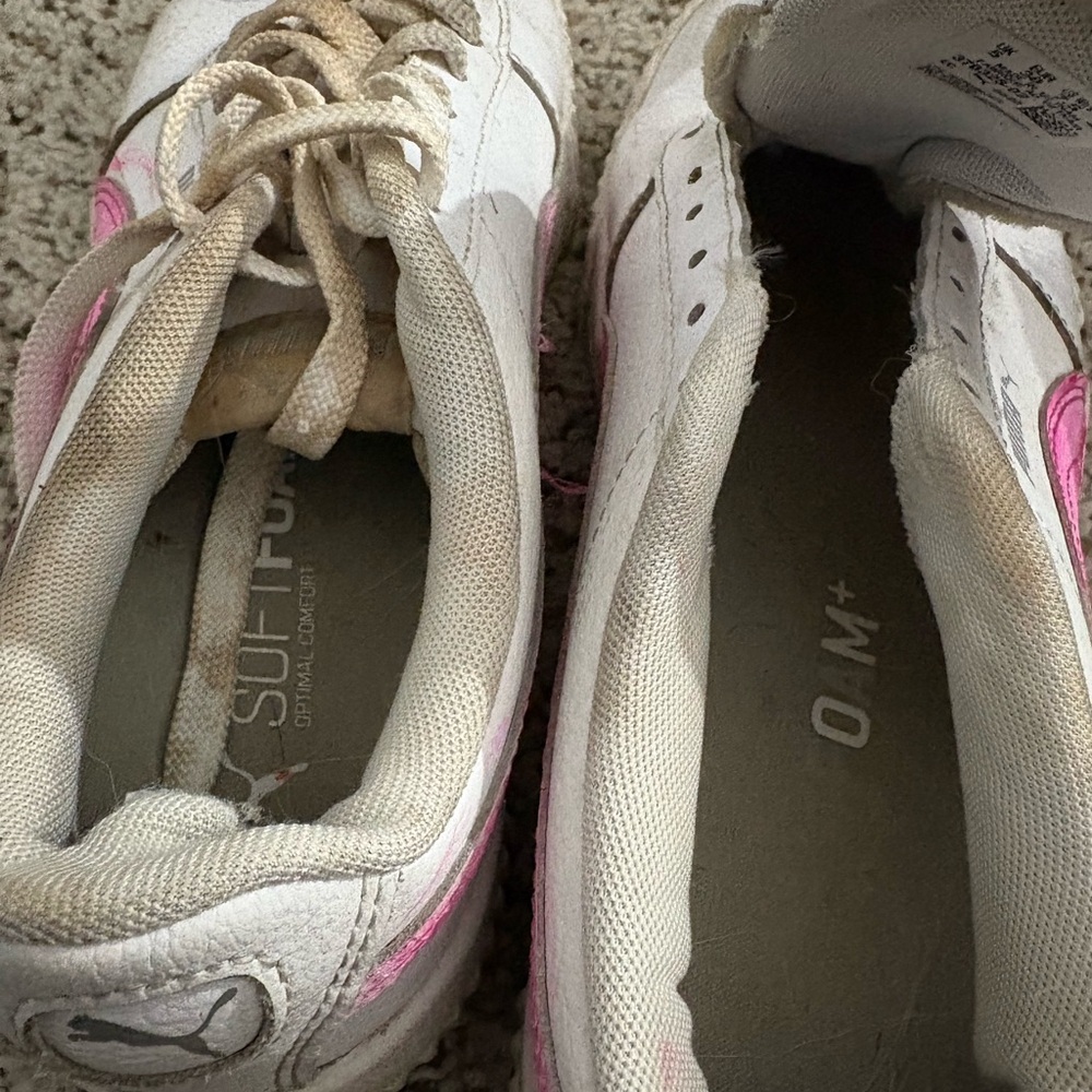 WELL WORN Women's White and Pink PUMA Sneakers